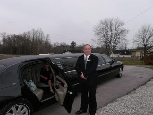 Black Stretch Limousine in Mount Sterling Kentucky